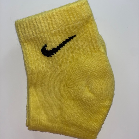 Nike Solid Colored Socks (Yellow) - Picture 2 of 3